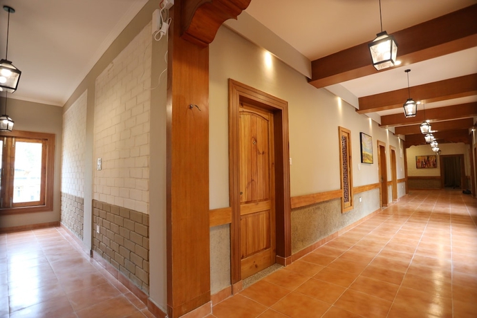 Imagen de los interiores del Hotel The Grand View Ladakh. Foto 9