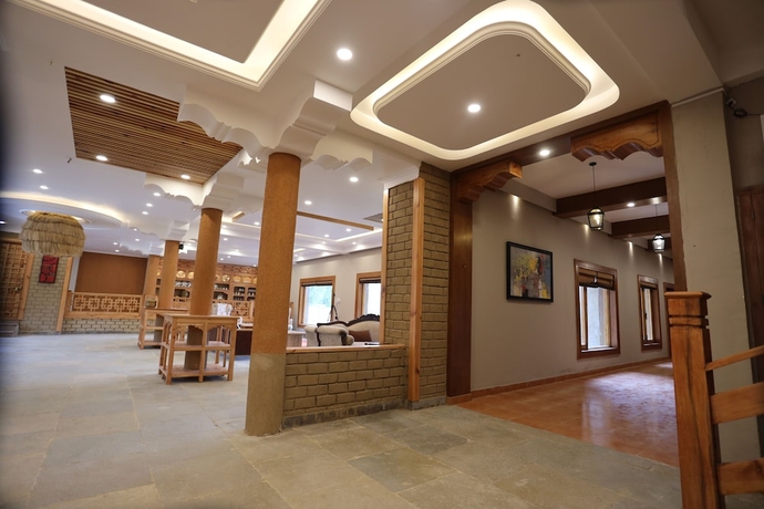 Imagen de los interiores del Hotel The Grand View Ladakh. Foto 10