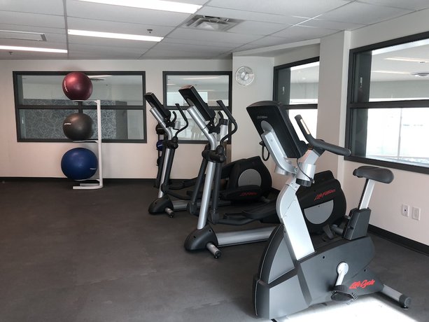 Imagen de los interiores del Hotel The Grand Winnipeg Airport by Lakeview. Foto 16