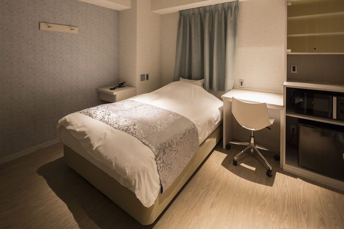 Imagen de la habitación del Hotel The Grandee Shinsaibashi. Foto 4