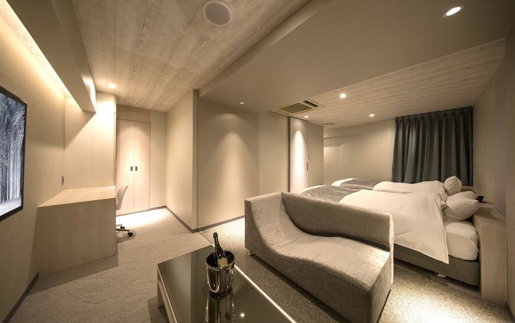 Imagen de la habitación del Hotel The Grandee Shinsaibashi. Foto 6