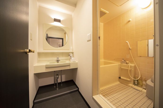 Imagen de la habitación del Hotel The Grandeur, Kawasaki. Foto 8