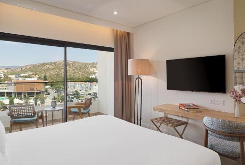 Imagen de la habitación del Hotel The Grandresort &ndash; Limited Edition By Leonardo Hotels. Foto 17