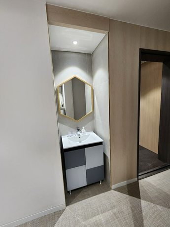 Imagen de la habitación del Hotel The Grang Seogwipo. Foto 2