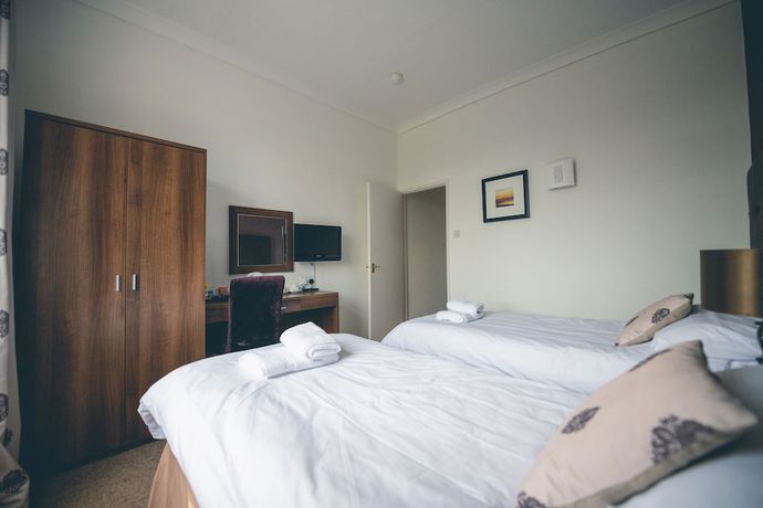 Imagen de la habitación del Hotel The Grange, Battleborough. Foto 3