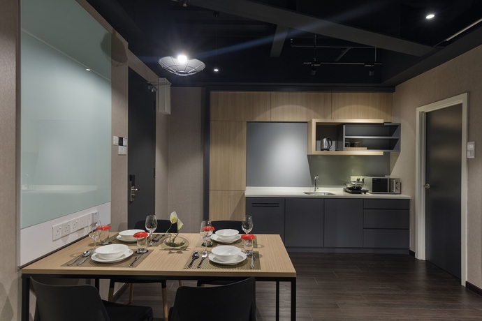 Imagen de la habitación del Hotel The Granite Luxury Penang. Foto 8