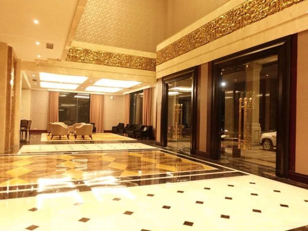 Imagen de los interiores del Hotel The Grantage Hotel and Sky Lounge. Foto 4