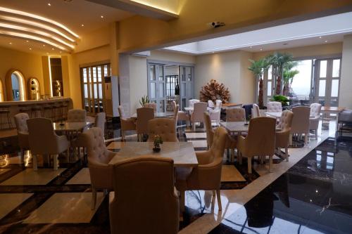 Imagen general del Hotel The Grantage & Sky Lounge. Foto 9