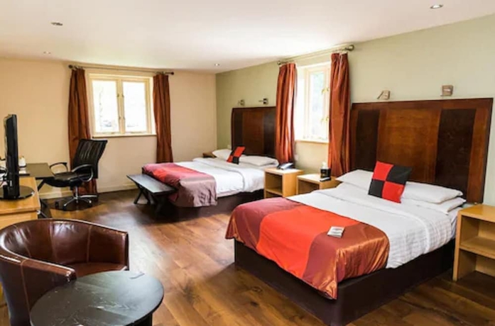 Imagen de la habitación del Hotel The Great Hallingbury Manor. Foto 7