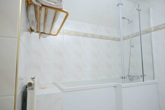 Imagen de la habitación del Hotel The Great House and Restaurant. Foto 3