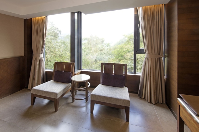 Imagen de la habitación del Hotel The Great Roots Forestry Spa Resort. Foto 17