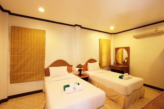 Imagen de la habitación del Hotel The Green Beach Resort. Foto 11