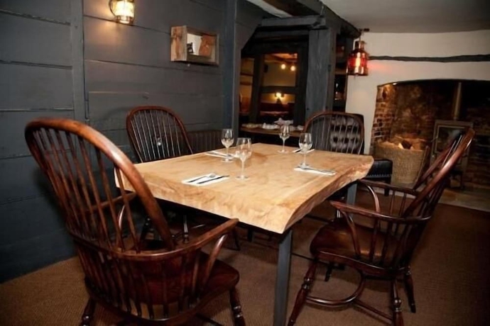Imagen del bar/restaurante del Hotel The Green Man. Foto 4