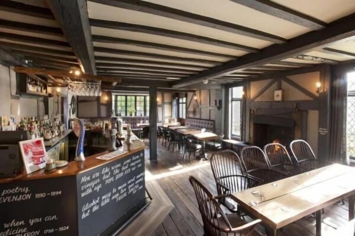 Imagen del bar/restaurante del Hotel The Green Man, Hereford. Foto 1