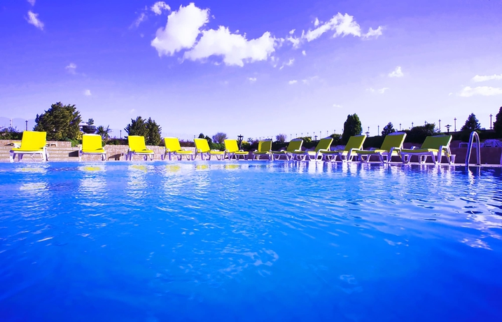 Imagen de la piscina del Hotel The Green Park Bostancı. Foto 18