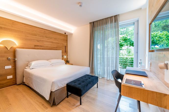 Imagen de la habitación del Hotel The Green Park. Foto 10