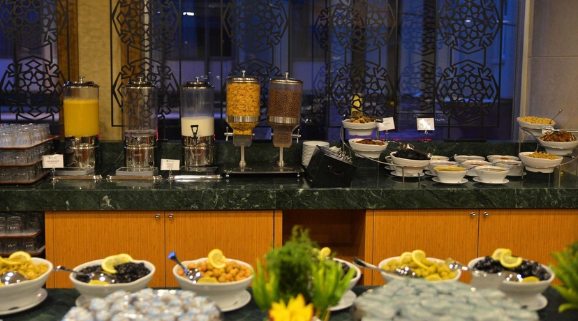 Imagen del bar/restaurante del Hotel The Green Park Taksim. Foto 4