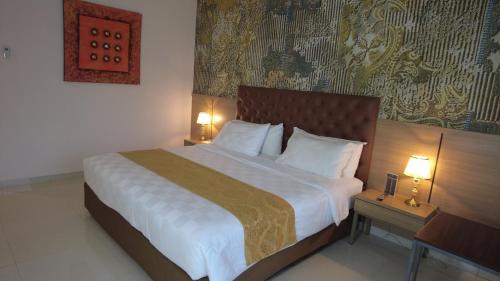 Imagen de la habitación del Hotel The Green Peak, ARTOTEL Curated. Foto 15