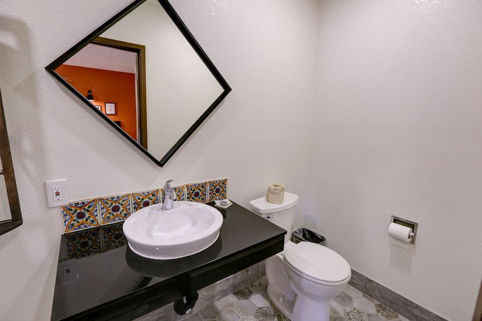 Imagen de la habitación del Hotel The Greens - Stockton Blvd. Foto 4