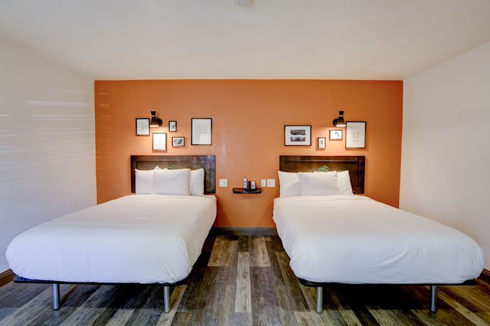 Imagen de la habitación del Hotel The Greens - Stockton Blvd. Foto 10