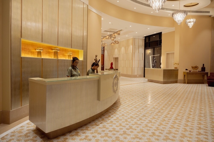 Imagen de los interiores del Hotel The Greenwood Guwahati. Foto 18