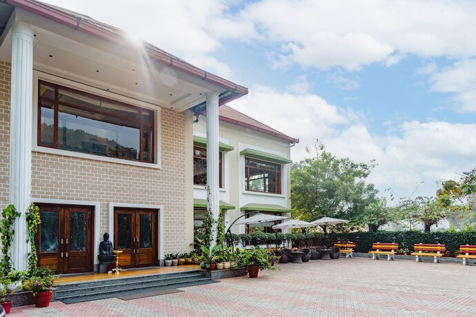 Imagen general del Hotel The Greenwood Resort, Guwahati. Foto 1