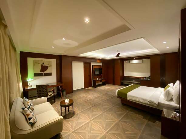 Imagen general del Hotel The Greenwood Resort, Guwahati. Foto 2