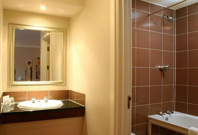 Imagen general del Hotel The Greyhound. Foto 4