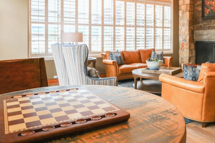 Imagen de los interiores del Hotel The Greystone Lodge on the River. Foto 16