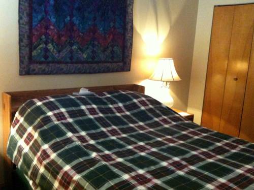 Imagen de la habitación del Hotel The Griz Inn. Foto 15