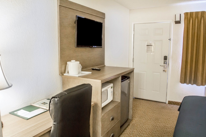 Imagen de la habitación del Hotel The Grove At Pismo Beach. Foto 3