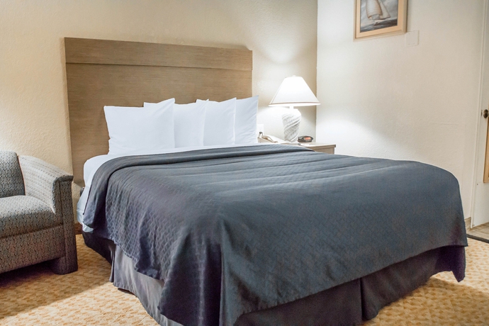 Imagen de los interiores del Hotel The Grove At Pismo Beach. Foto 12