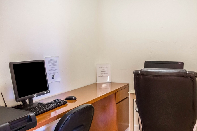 Imagen de los interiores del Hotel The Grove At Pismo Beach. Foto 13