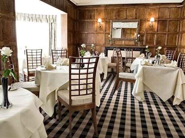 Imagen del bar/restaurante del Hotel The Grove House. Foto 3