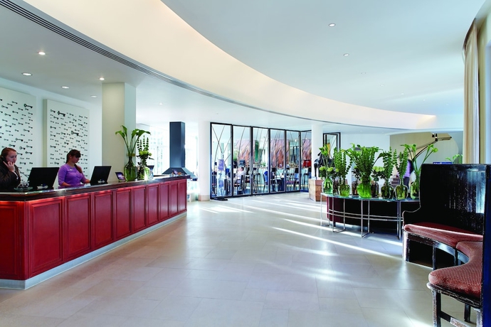 Imagen de los interiores del Hotel The Grove, Watford. Foto 19