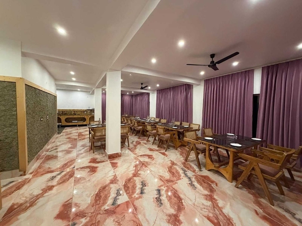 Imagen del bar/restaurante del Hotel The Gurdi Retreat. Foto 4