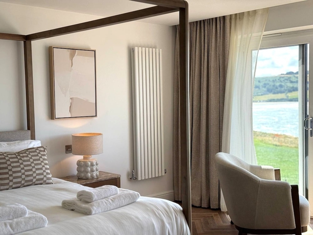 Imagen de la habitación del Hotel The Gwbert. Foto 3
