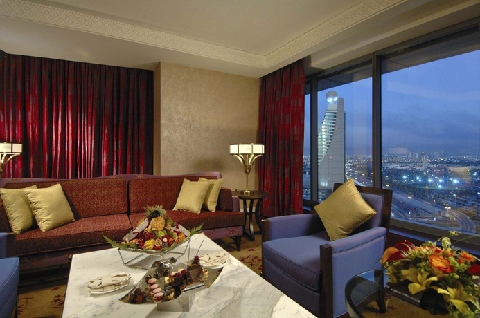 Imagen de la habitación del Hotel The H Dubai. Foto 9