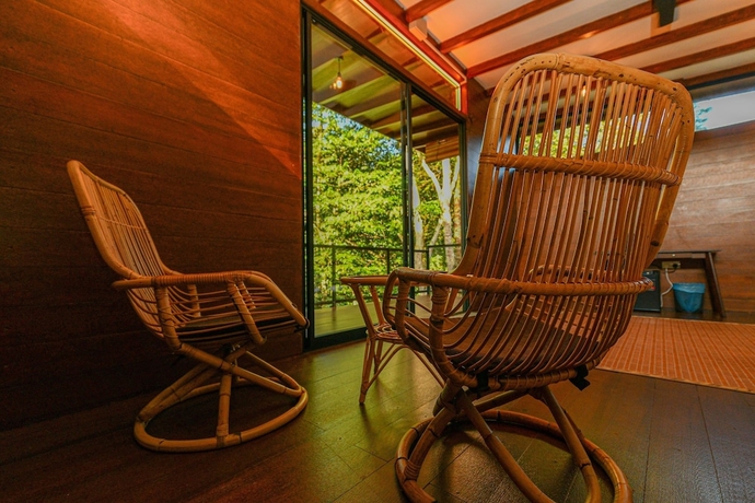 Imagen de la habitación del Hotel The HIJAU Camp and Cabin. Foto 8