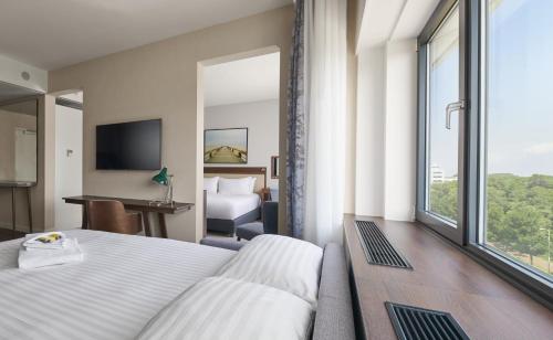 Imagen de la habitación del Hotel The Hague Marriott. Foto 9