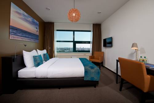 Imagen de la habitación del Hotel The Hague Teleport. Foto 9