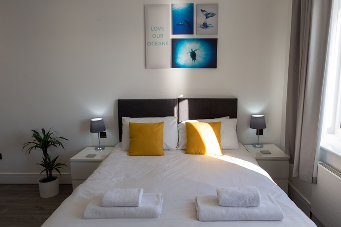 Imagen de la habitación del Hotel The Halcyon. Foto 15