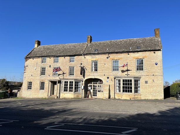 Imagen general del Hotel The Halford Bridge Inn. Foto 1