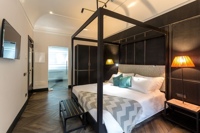 Imagen de la habitación del Hotel The H'all Tailor Suite Roma. Foto 6