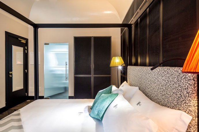 Imagen de la habitación del Hotel The H'all Tailor Suite Roma. Foto 7