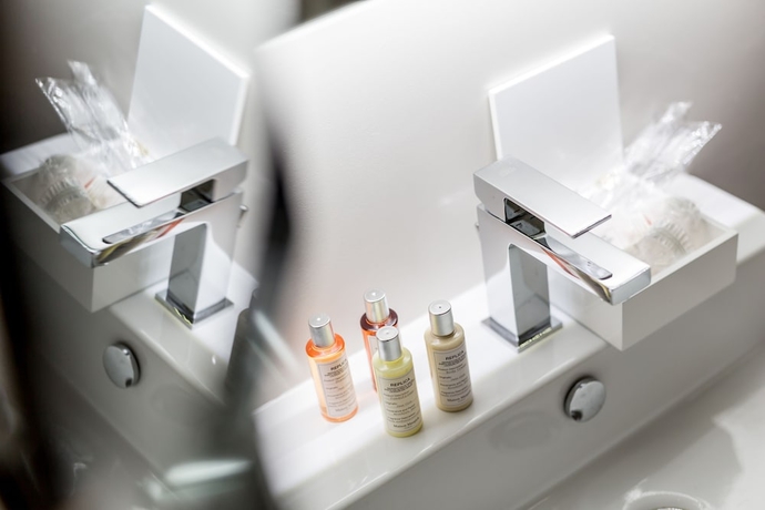 Imagen de la habitación del Hotel The H'all Tailor Suite Roma. Foto 16