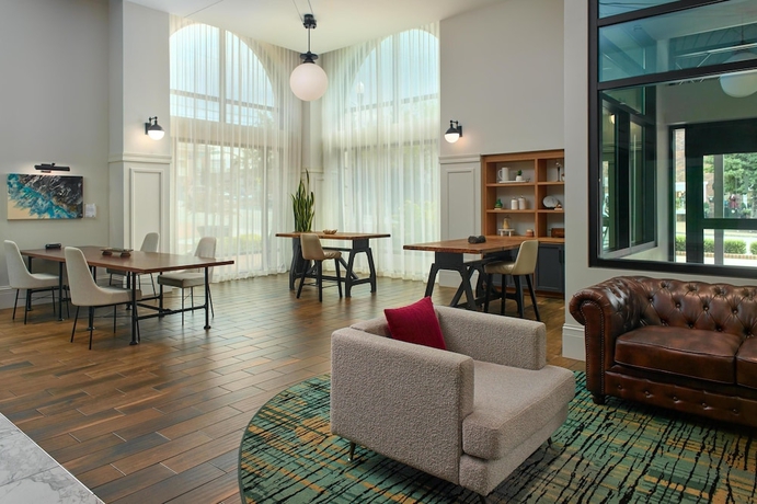Imagen de los interiores del Hotel The Hamilton Alpharetta, Curio Collection by Hilton. Foto 14