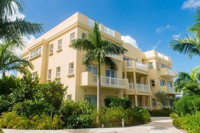 Imagen de los exteriores del Hotel The Hamilton Beach Villas and Spa. Foto 10