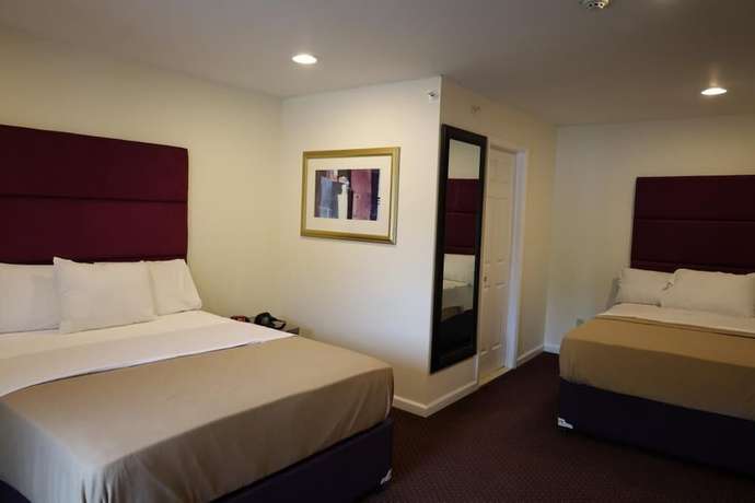 Imagen de la habitación del Hotel The Hamlet Inn at Warwick. Foto 5