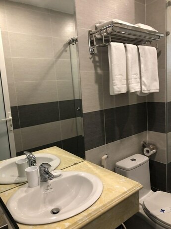 Imagen de la habitación del Hotel The Hanoi. Foto 31
